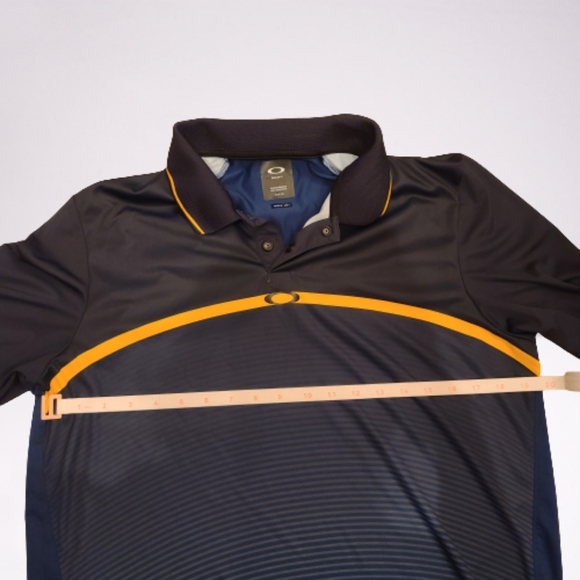 Oakley Mens Polo Unique color and breathable, lightweight all-Polyester - Picture 3 of 3